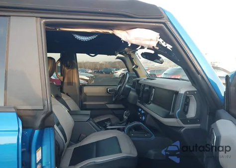 2021 Ford Bronco Wildtrak z USA, uszkodzony, nr VIN 1FMEE5DP8MLA61821